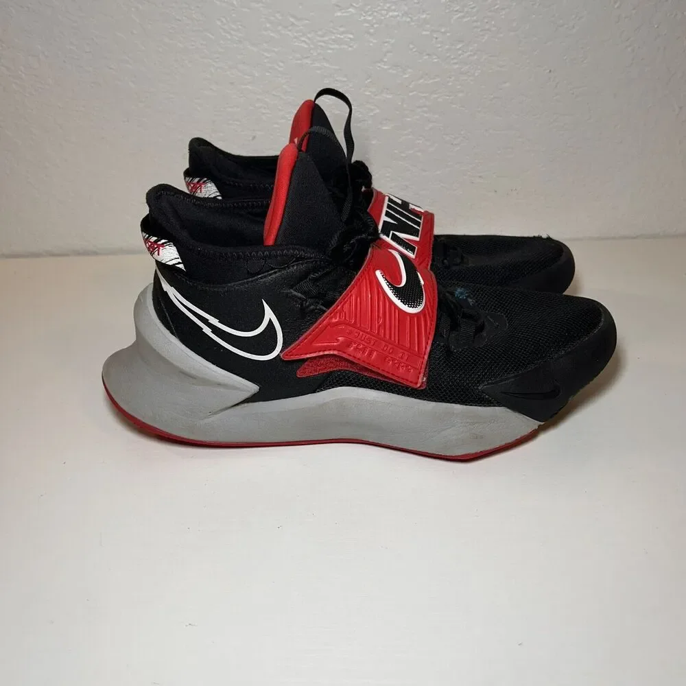 Nike Boys Future Court 3 CT2866-008 Red/Black Basketball Shoes Sneakers Size 7Y